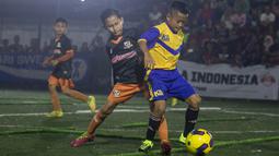 Villa 2000 bertemu Indocement pada laga final turnamen Championship di Liga Bola Indonesia. (Bola.com/Vitalis Yogi Trisna)