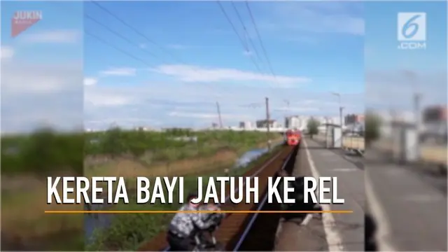 VIDEO: Penyelamatan Kereta Bayi Jatuh ke Rel Kereta Api