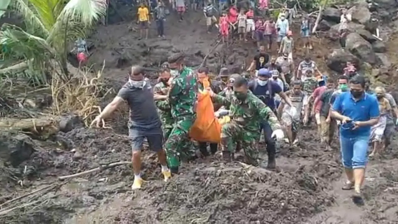Korban banjir bandang Ngada NTT