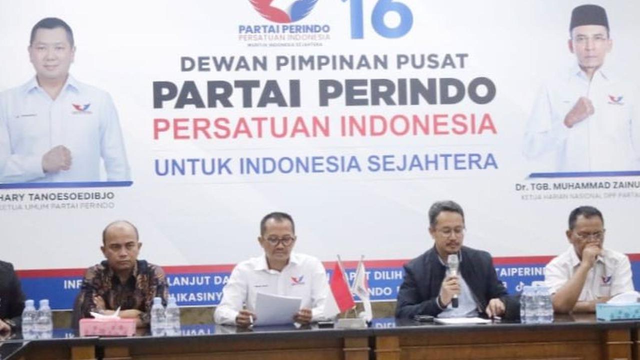 Perindo menggelar konferensi pers yang membahas Pernyataan Sikap atas Hilangnya Suara Partai Perindo pada Pemilu 2024 di Kantor DPP Partai Perindo, Jalan Diponegoro Nomor 29, Menteng, Jakarta Pusat pada Rabu (28 /2/2024). <br>