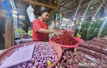 Gubernur Papua: Ekonomi Papua 2025 Tumbuh 4,21 Persen, Tunjukkan Ketahanan Daerah