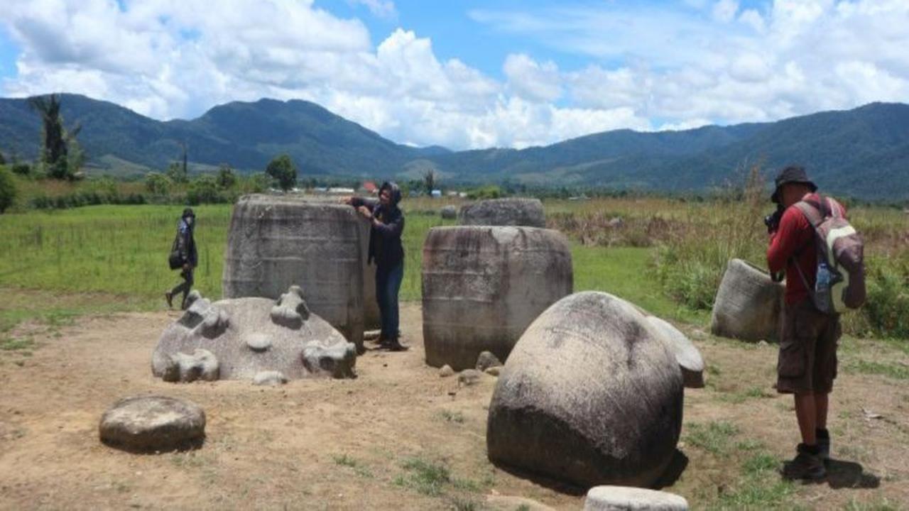 BPKwil XVIII Pasang Garis Pembatas di Lokasi Penemuan Tulang Megalit Napu
