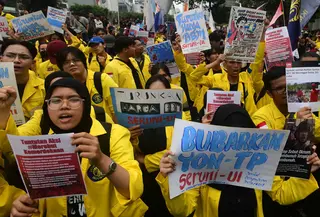 Aksi demo BEM UI  di Jalan MH Thamrin, Jakarta, Selasa, 18 Agustus 2026. (KLY/ Arie Basuki)