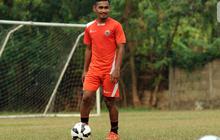 Kabar Mengejutkan! Ramdani Lestaluhu Pamit dari Lapangan Hijau, Persija Beri Penghormatan