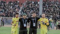 Mantan pelatih kiper PSS Sleman, Carlos Salomao (kedua dari kiri). (Dok. PSS)