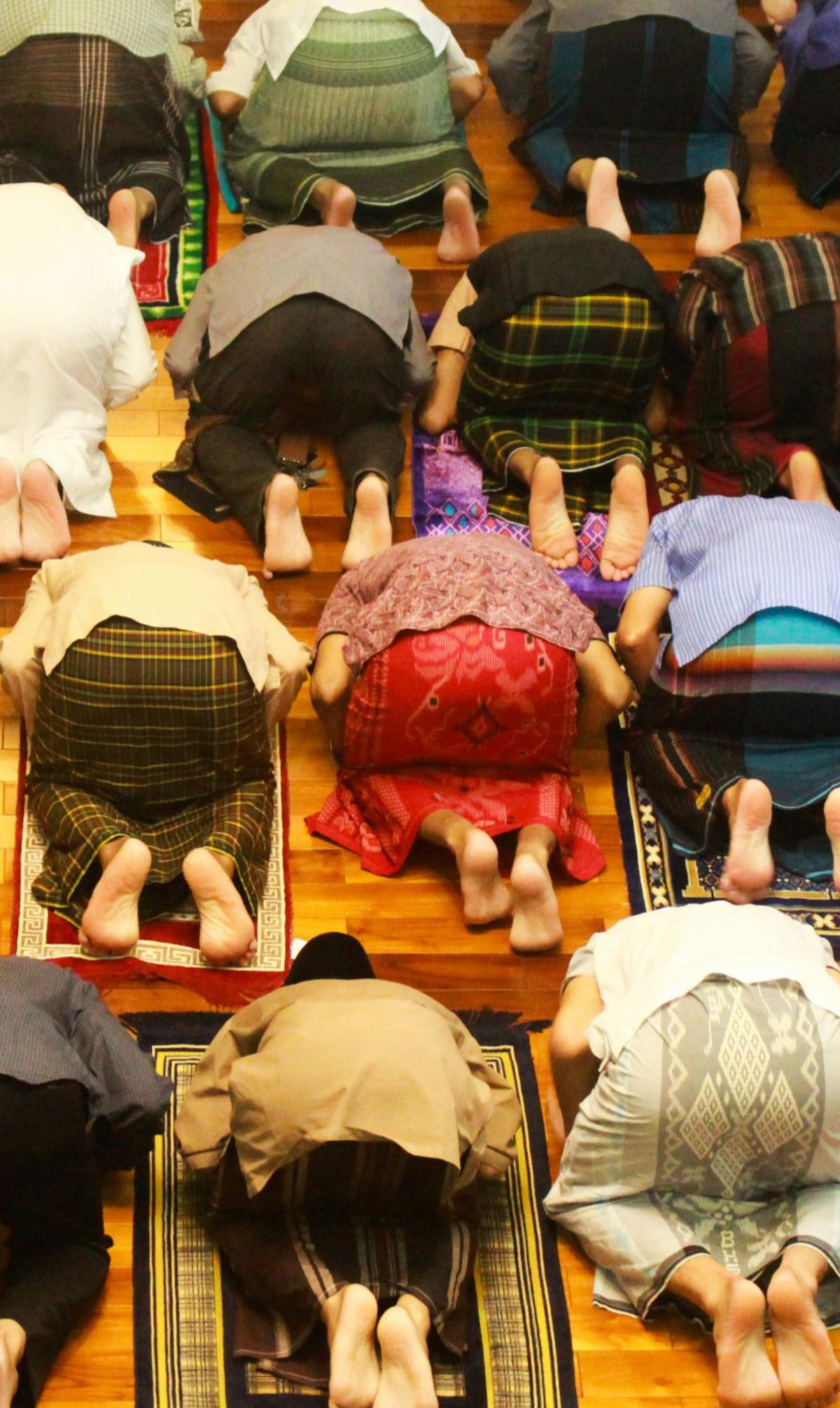 Keutamaan Sholat Jumat