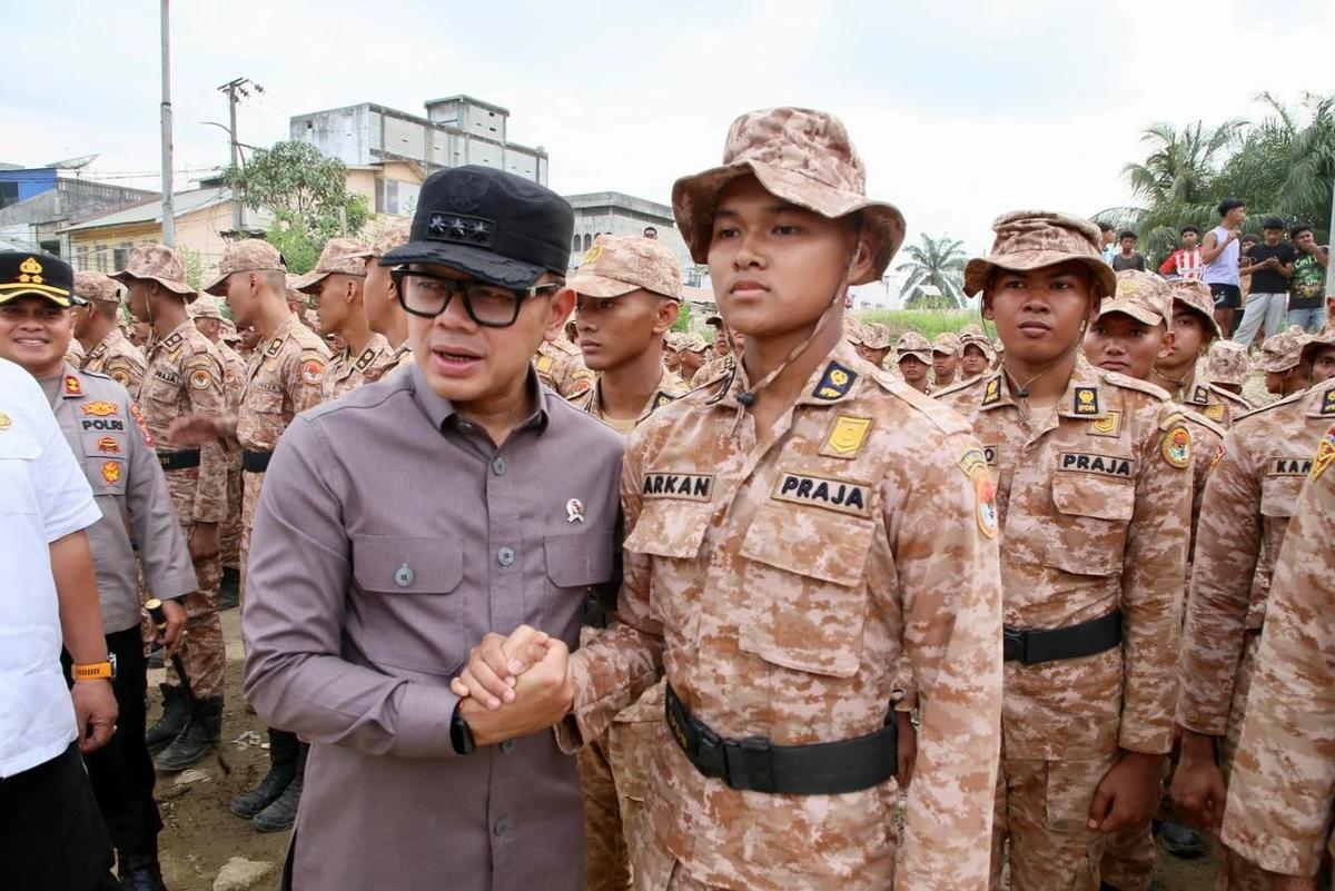 Wamendagri Bima Arya Sugiarto menutup kegiatan Praktik Lapangan IPDN Gelombang III di Kabupaten Aceh Tamiang