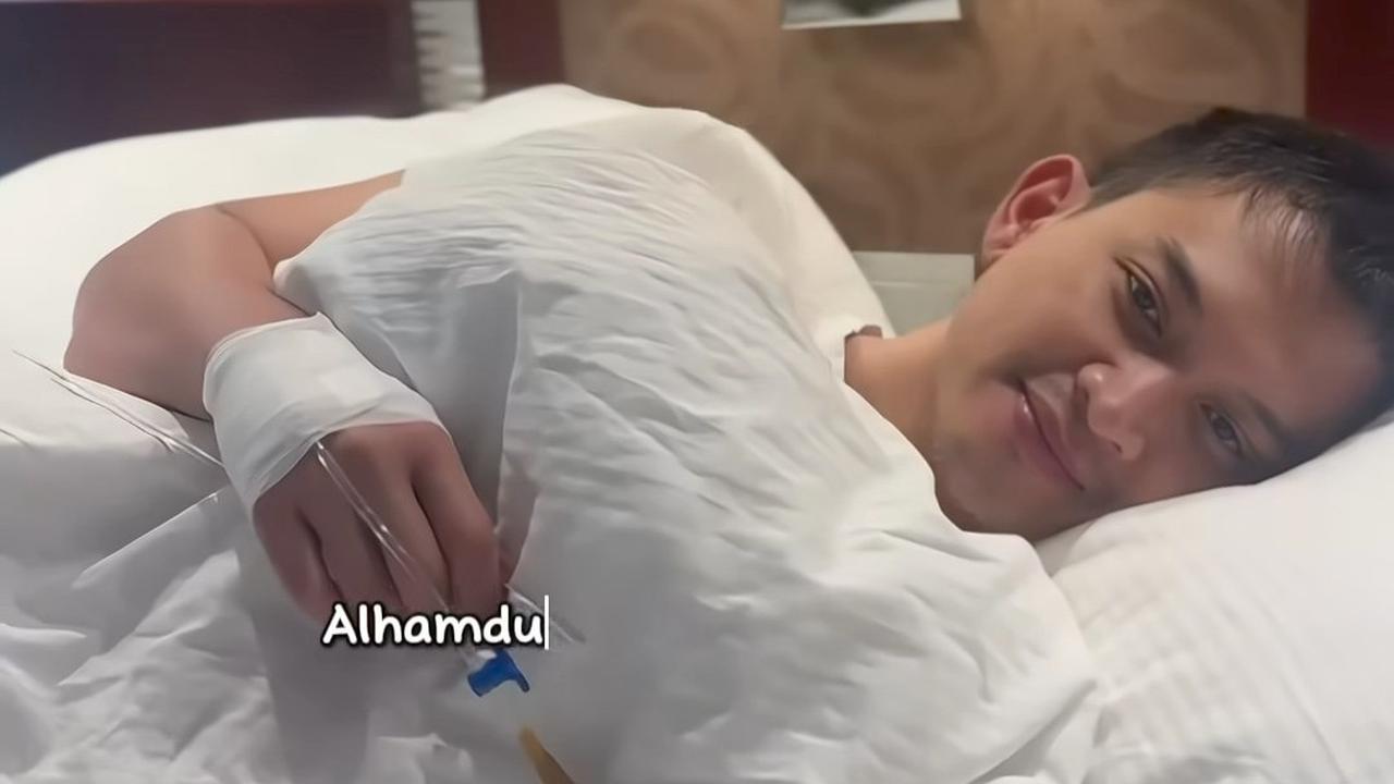 Rezky Aditya Kena DBD Pas Umrah, Citra Kirana Langsung Terbang ke Tanah Suci - Telaten Rawat Suami Sambil Ibadah