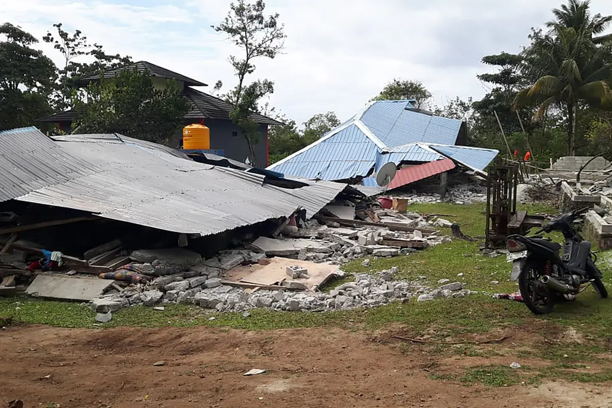 Gempa di Ambon