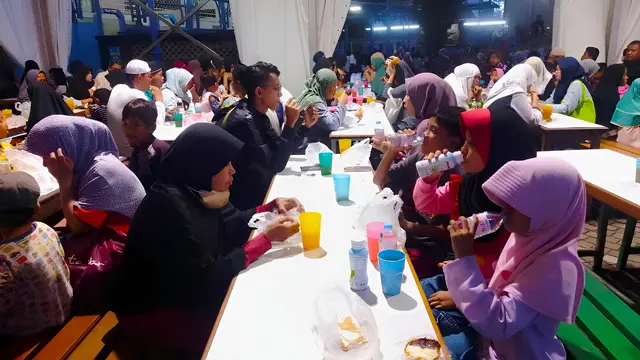 AQUVIVA Sebarkan Kesejukan Ramadan, Bagikan 450 Ribu Air Mineral untuk Berbuka Puasa di Seluruh Indonesia