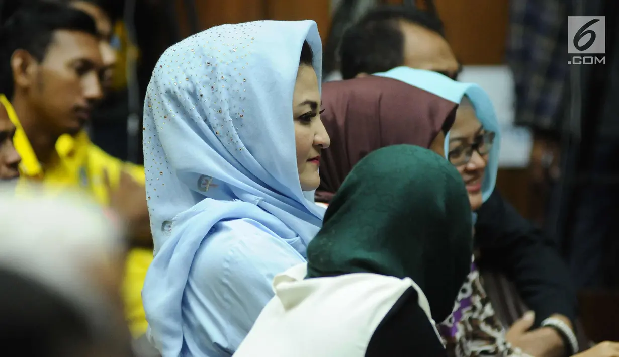 Deisti Astriani Tagor usai mengikuti sidang lanjutan dugaan korupsi e-KTP dengan terdakwa Setya Novanto di Pengadilan Tipikor, Jakarta, Kamis (18/1). Sidang beragendakan mendengar keterangan saksi. (Liputan6.com/Helmi Fithriansyah)