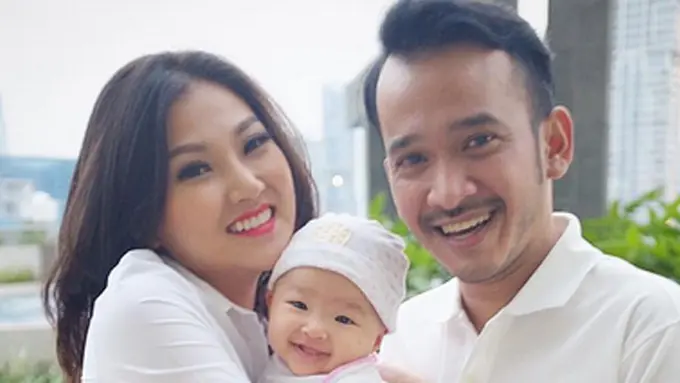 [Bintang] Ruben Onsu, bersama Sarwendah dan Thalia