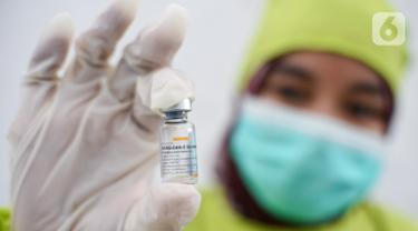 Vaksinasi Covid-19 Nakes Lansia Tahap Pertama