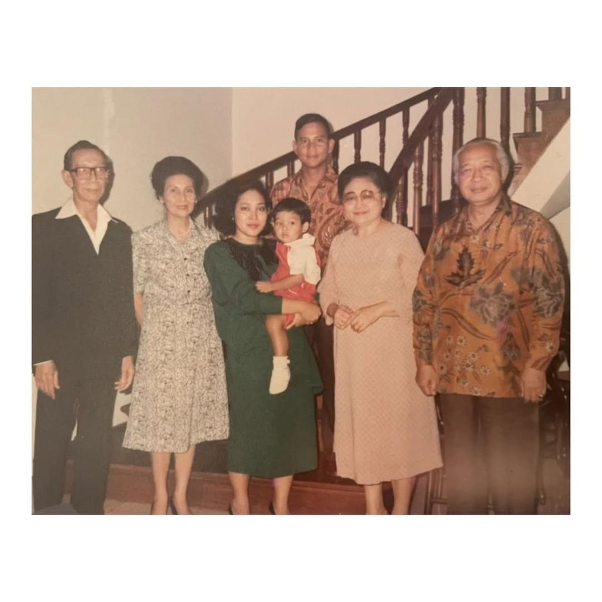Begini Ucapan Ulang Tahun Prabowo ke Titiek Soeharto, Ada Foto Masa Lalu Penuh Kenangan