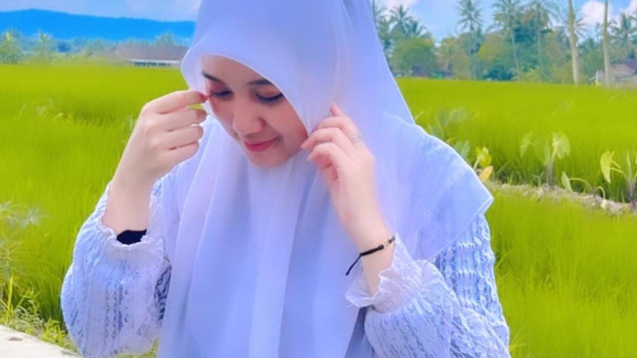 Aktif di Media Sosial