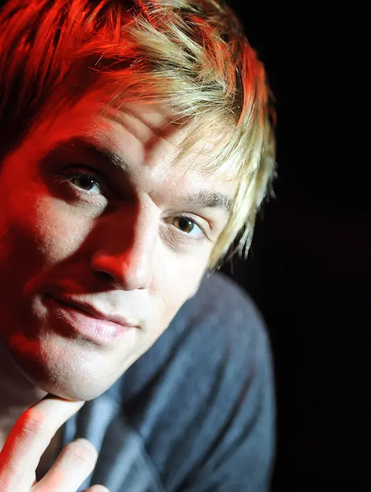 Aaron Carter secara tiba-tiba menyatakan jika dirinya adalah penerus dari Raja Pop, Michael Jackson. Pernyataan mengejutkan tersebut ia katakana melalui akun Twitternya yang kemudian dihapus olehnya. (Bintang/EPA)