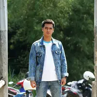 Ricky Harun kembali membintangi sinetron tanah air yang berjudul Cantik Cantik Kucing Dapur. Bukan hanya sekedar bermain peran, namun Ricky mengaku mendapatkan manfaat dari sinetron ini. (Bambang E.Ros/Bintang.com)