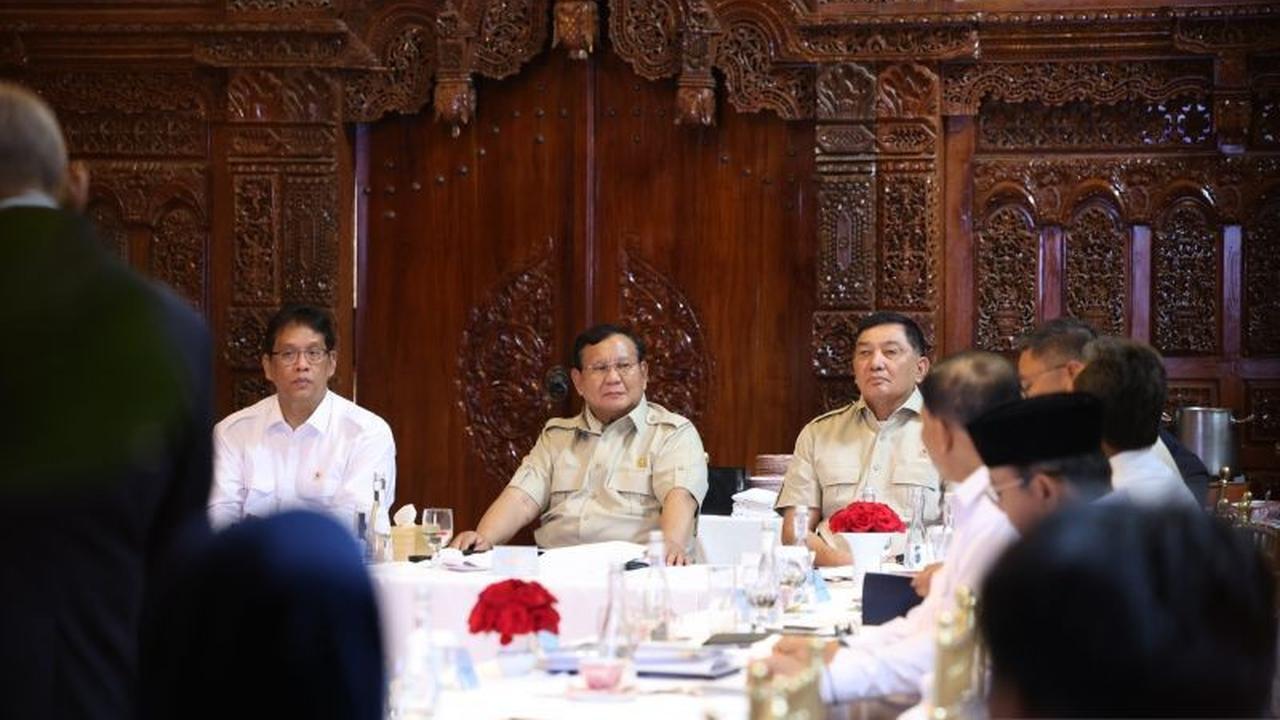 Mengapa Prabowo Minta Tinjau Ulang Aturan Devisa Hasil Ekspor? Ternyata Ini Alasannya!