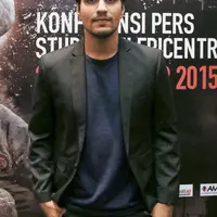 Cornelio Sunny yang akrab disapa Lio ini membuktikan totalitasnya dalam berakting di film '3' (Alif Lam Mim). (Galih W. Satria/Bintang.com)