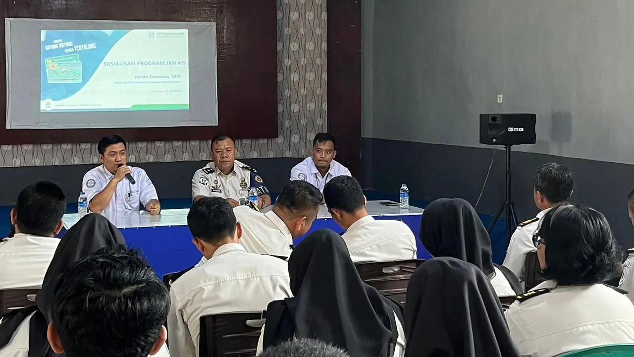 Warga Binaan Pemasyarakatan (WBP) Rutan Muntok, Bangka Barat melakukan migrasi masal fasilitas kesehatan (faskes) tingkat I.