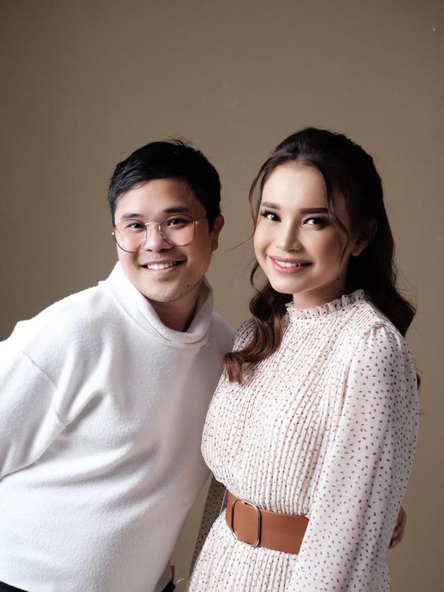 Bennu Sorumba bersama Rossa