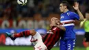 Nigel de Jong berhasil mencatatkan namanya di papan skor pada menit ke-74 sekaligus menghindarkan AC Milan dari kekalahan. (AP/Luca Bruno)