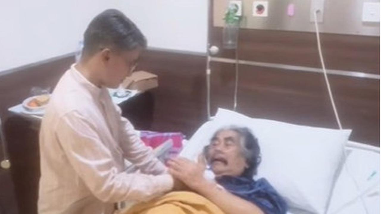 Jaja Miharja Menangis Dijenguk Ruben Onsu Sampai Tak Mau Lepas Genggaman Tangan Sang Presenter