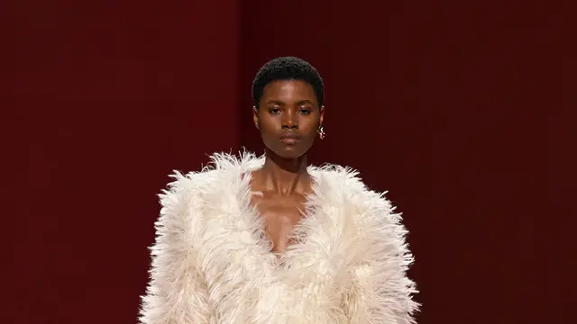 Brutalisme dan Sensualitas Milan Jadi Inspirasi Koleksi Bottega Veneta di Milan Fashion Week 2026