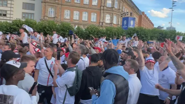 Fans Inggris di Euro 2024
