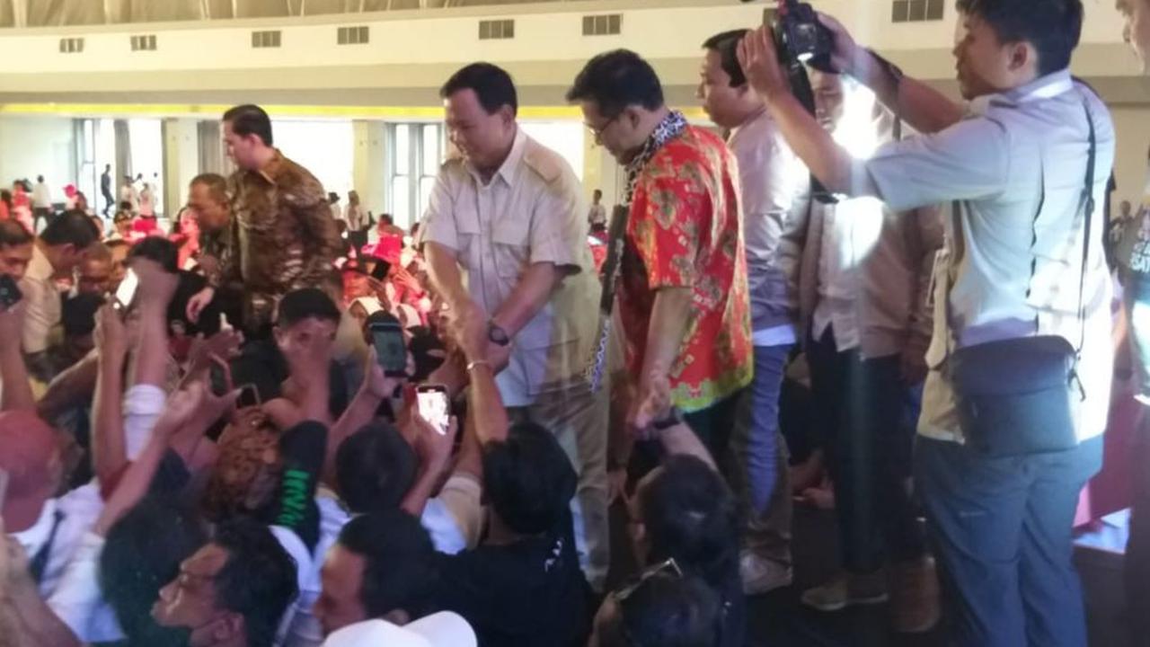 Meski dulunya sempat berseberangan selama 25 tahun, Budiman mengaku terinspirasi sepak terjang perjuangan Prabowo setelah membaca buku yang diberikan mantan Danjen Kopassus tersebut.