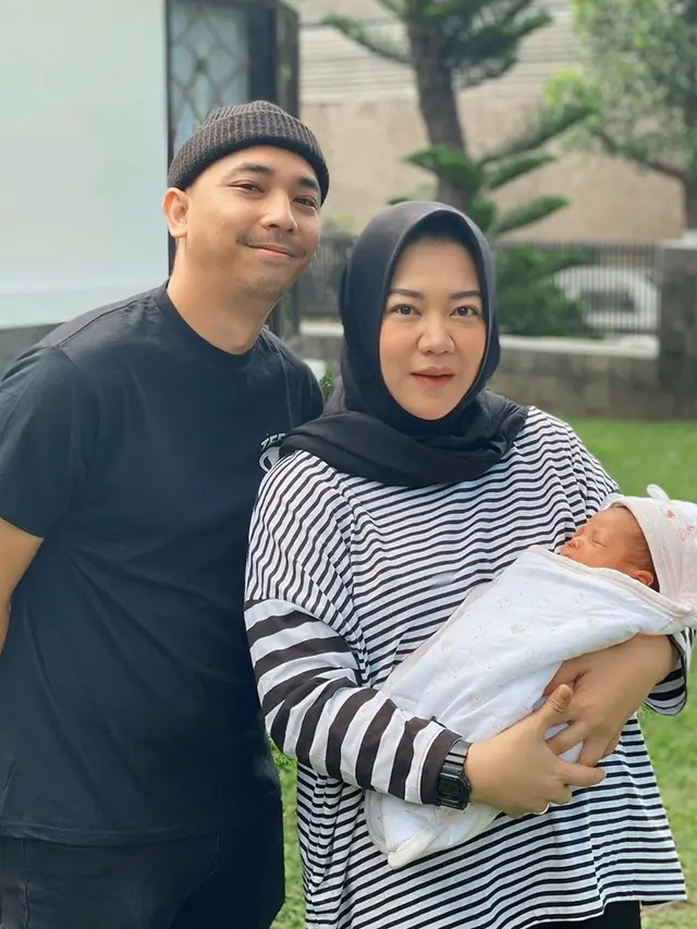 5 Artis Ini Jalani Ramadan Pertama Bersama Anak, Penuh Suka Cita