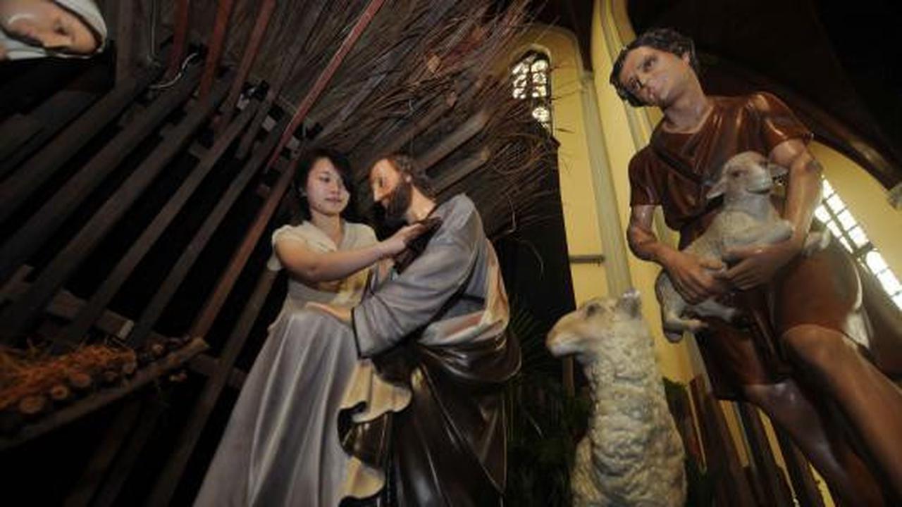 Jelang Natal, Gereja Katedral dipercantik