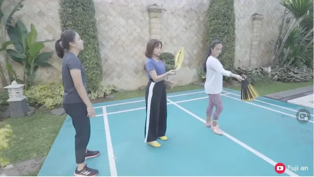 7 Momen Fuji Belajar Wushu Bareng Krisdayanti, Gerakannya Curi Perhatian