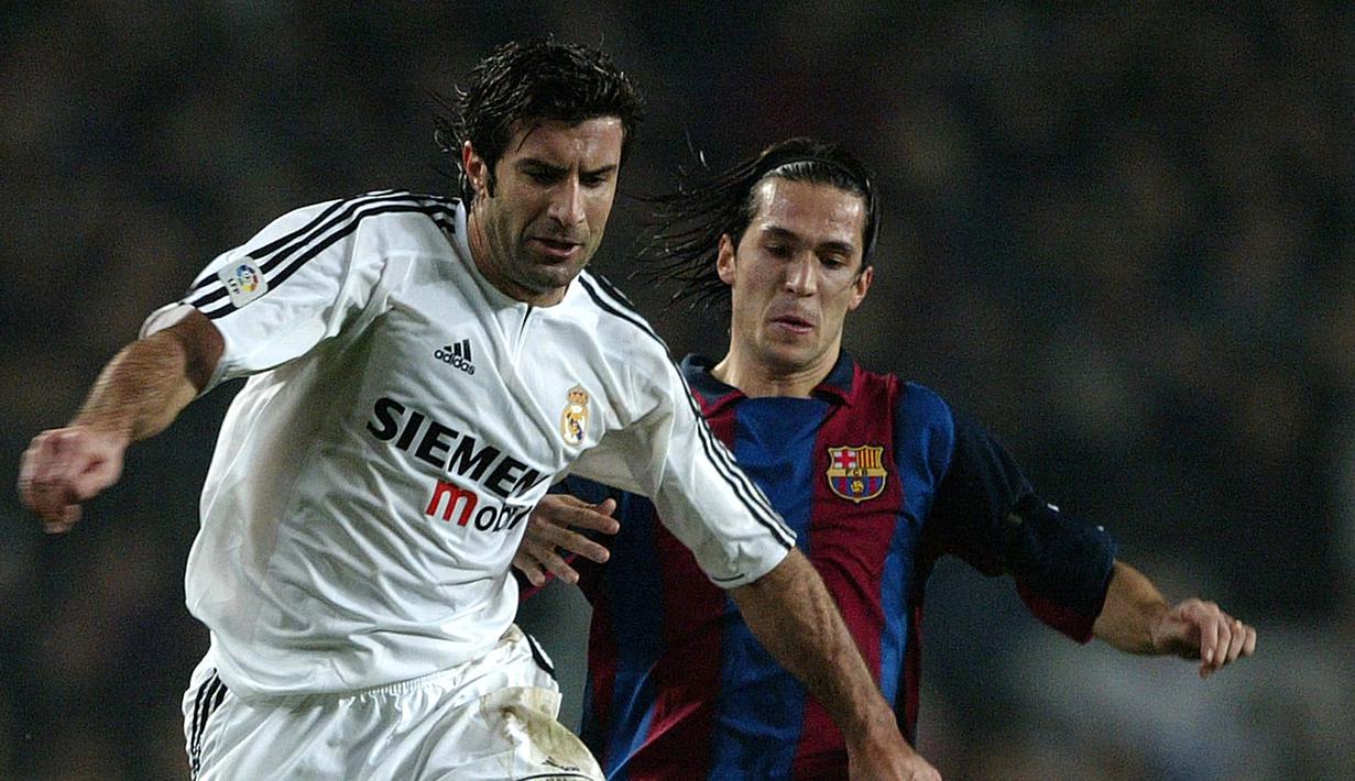 Bersama dengan Ronaldo Nazario dan deretan nama tenar lain, Figo menjadi salah satu bagian dari Los Galacticos jilid pertama. (AFP/Lluis Gene)