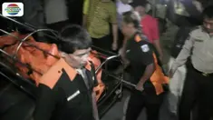 Pasangan ibu dan anak, Kamis malam, 26 Juli kemarin, jadi korban pembantaian di rumahnya, di kawasan komplek Vila Kapuk Mas, Penjaringan, Jakarta Utara.