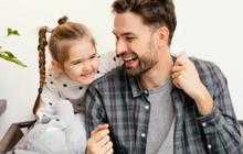 5 Rahasia Orang Kaya Mendidik Anak Menurut Ahli, Termasuk Mengasah Kemampuan Sosialisasi