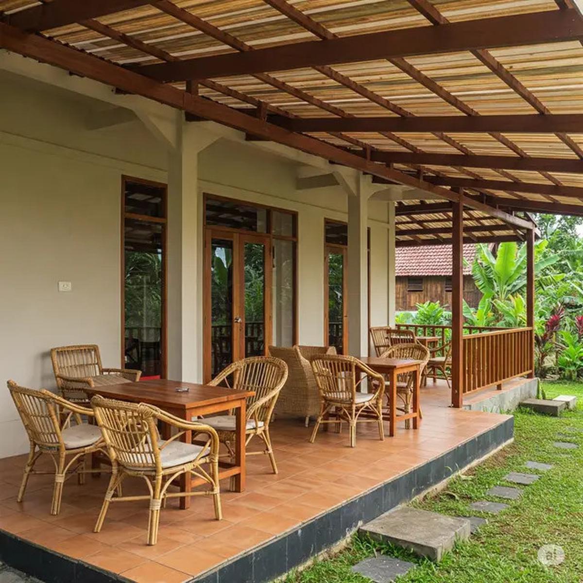 9 Tips Membuat Teras Sederhana di Kampung agar Terlihat Cantik, Sederhana dan Estetik