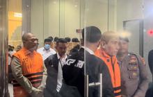 Kasus Kuota Tambahan Haji Memanas, KPK Tahan Dua Pihak Swasta