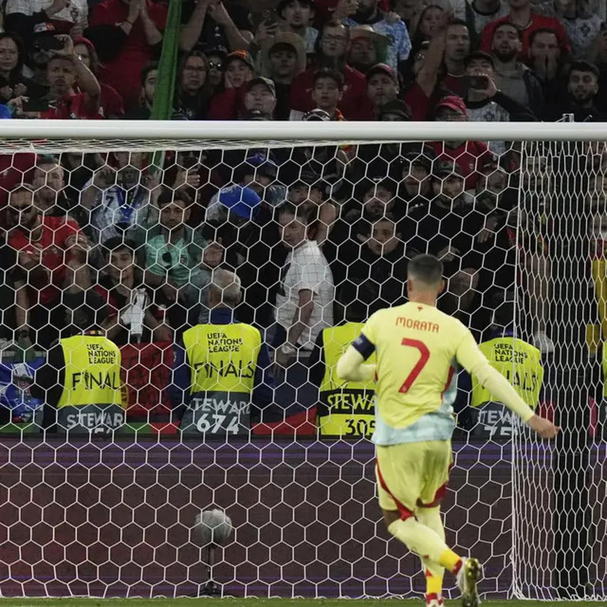 Hasil Pertandingan Portugal vs Spanyol: Skor 2-2 (5-3 pen)