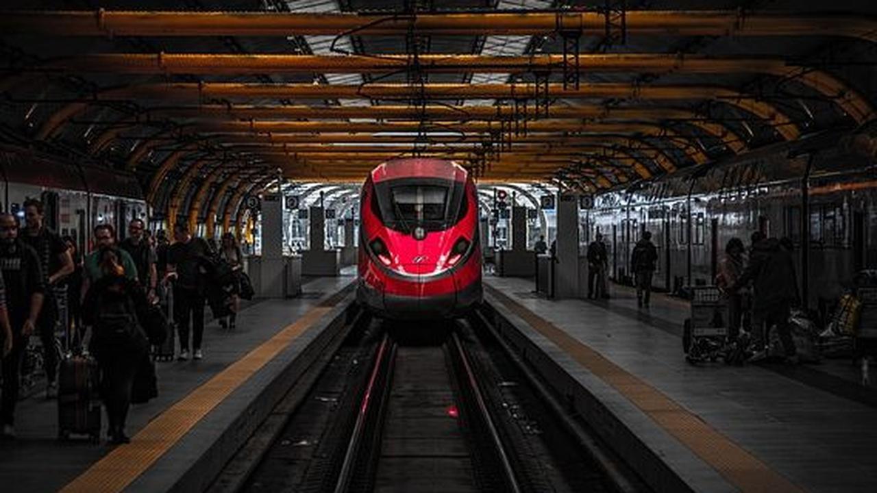 Menjaga Keselamatan: Transportasi Umum