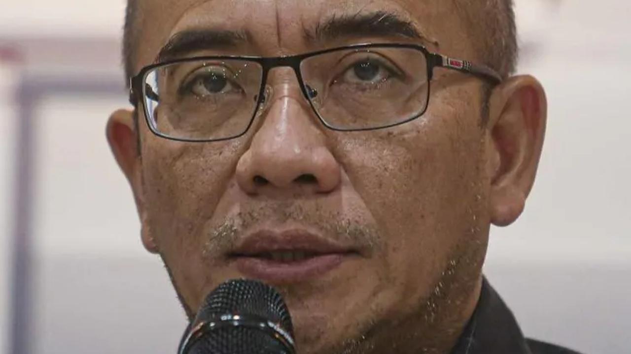 Sesuai dengan urutan proses pendaftaran, KPU akan melakukan verifikasi dokumen persyaratan Capres-Cawapres termasuk pemeriksaan kesehatan.