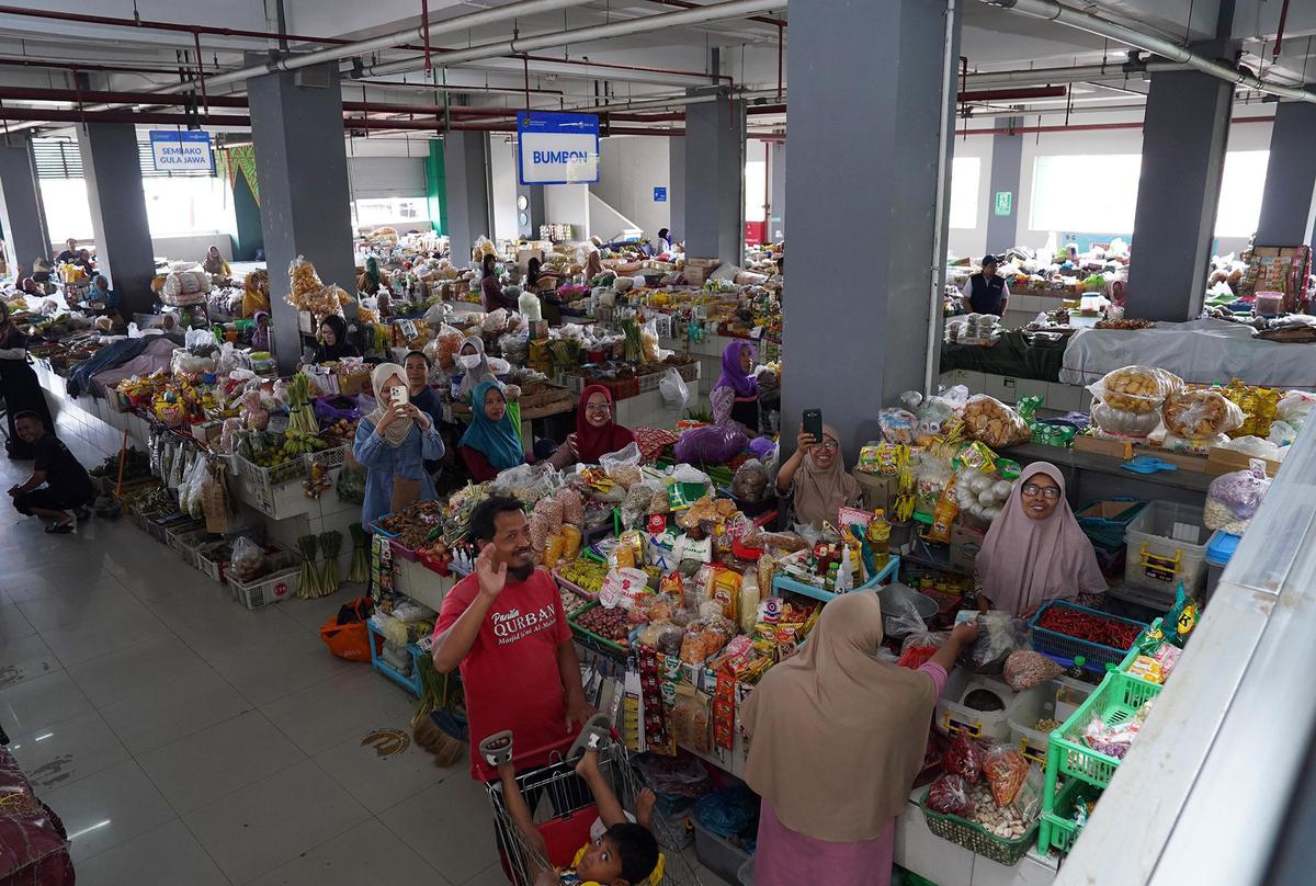 Mendag Tinjau Harga Bapok di Pasar Prawirotaman, Yogyakarta