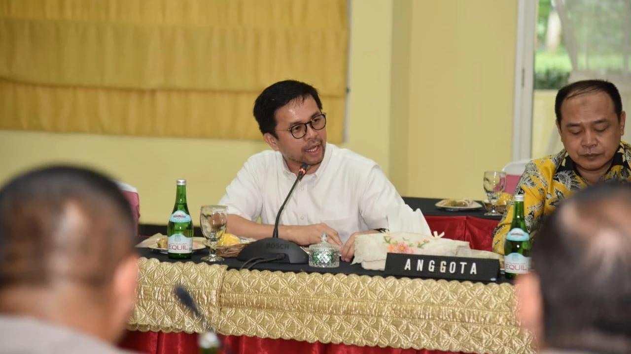 Keras! Marinus Gea Sentil Pigai soal Teror Ketua BEM UGM, Dinilai Lemahkan Kepercayaan Publik
