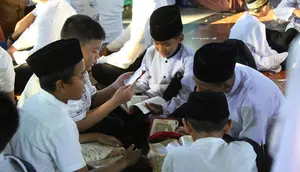 Kumpulan Hoaks Santri Beredar di Media Sosial, Simak Daftarnya