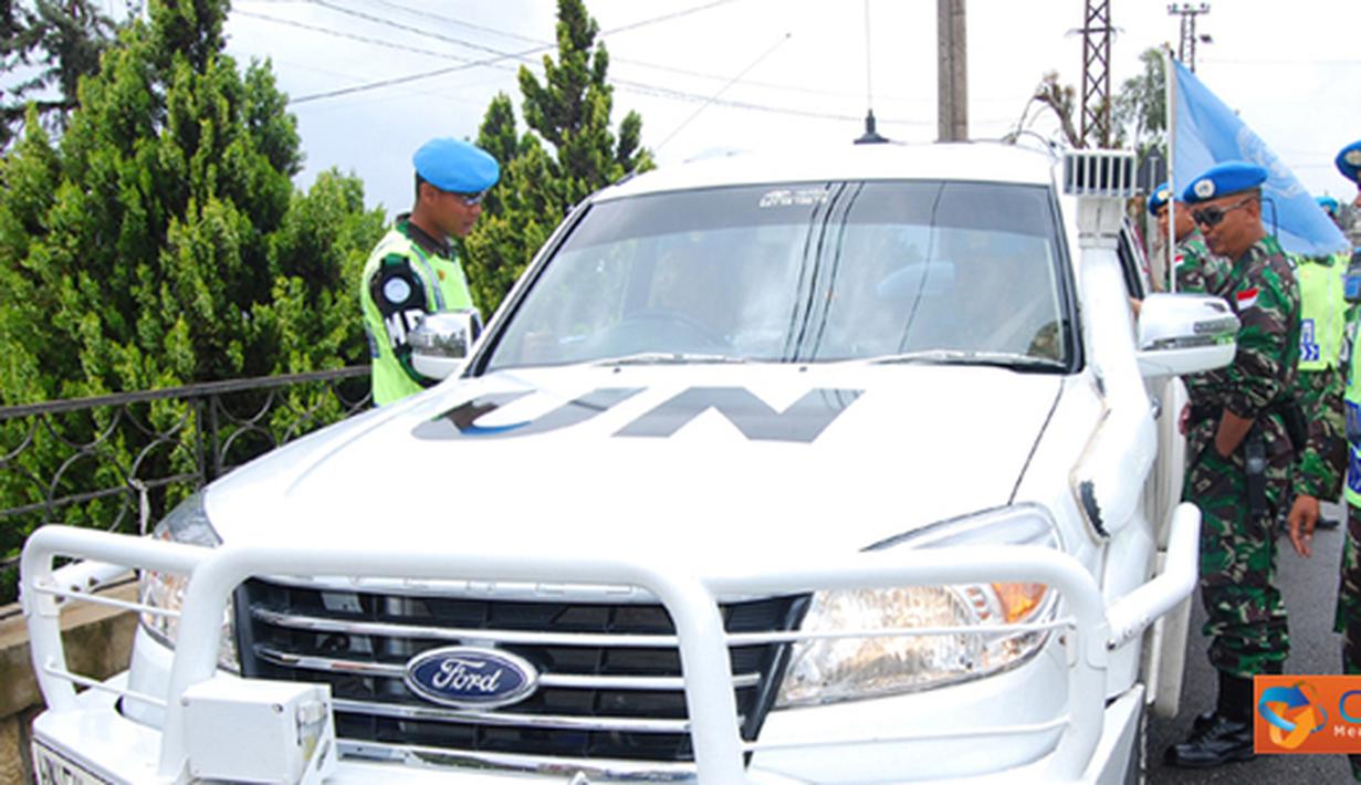 Citizen6, Lebanon: Satgas POM TNI menggunakan alat Speed Detector atau alat pengukur kecepatan kendaraan sesuai dengan standart PBB di Bravo Area Marjoyoun, Lebanon Selatan. (Pengirim: Badarudin Bakri)