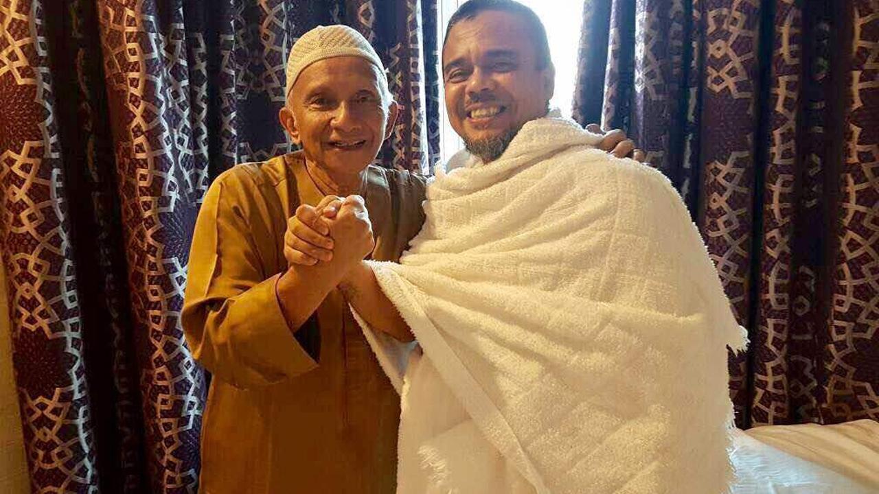 Amien Rais bertemu Rizieq Shihab di Arab Saudi.