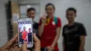 Para fans di Kota Yogyakarta tampak senang dan mengapresiasi keramahan yang ditunjukan oleh Yolla Yuliana. (Bola.com/Vitalis Yogi Trisna)