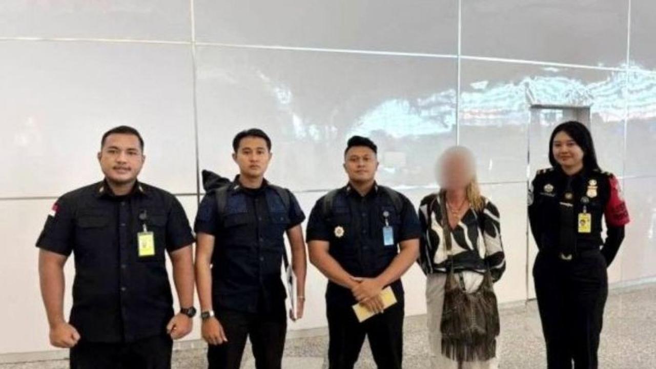 Deportasi WNA Bima: Imigrasi Tindak Tegas WN Australia Salahgunakan ITAS Investor