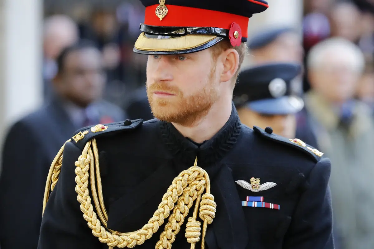 Pangeran Harry dan Andrew Dilarang Pakai Seragam Militer dalam Prosesi Pemakaman Ratu Elizabeth II