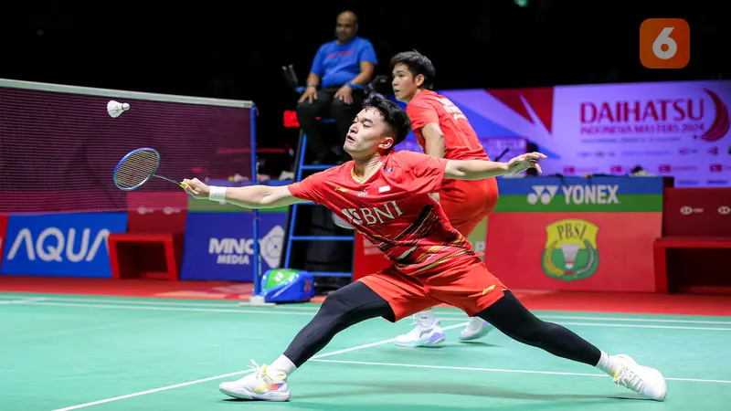 Foto: Momen Haru Daniel Marthin setelah Juarai Indonesia Masters 2024 Bareng Leo Carnando, Persembahkan Kemenangan untuk Mendiang Ayah